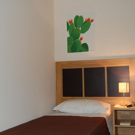 Terre Iblee Resort 嘉拉蒙提·古非 外观 照片