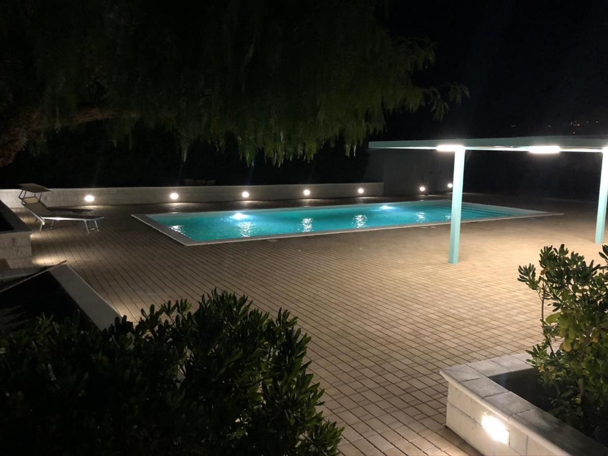 Terre Iblee Resort 嘉拉蒙提·古非 外观 照片