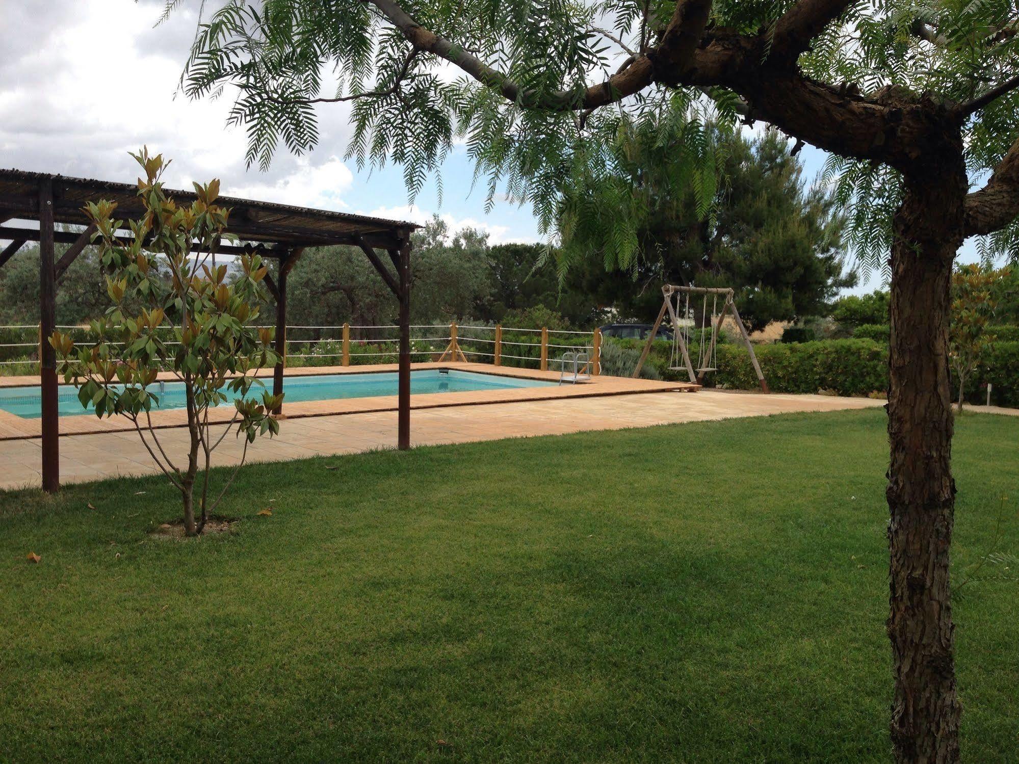 Terre Iblee Resort 嘉拉蒙提·古非 外观 照片